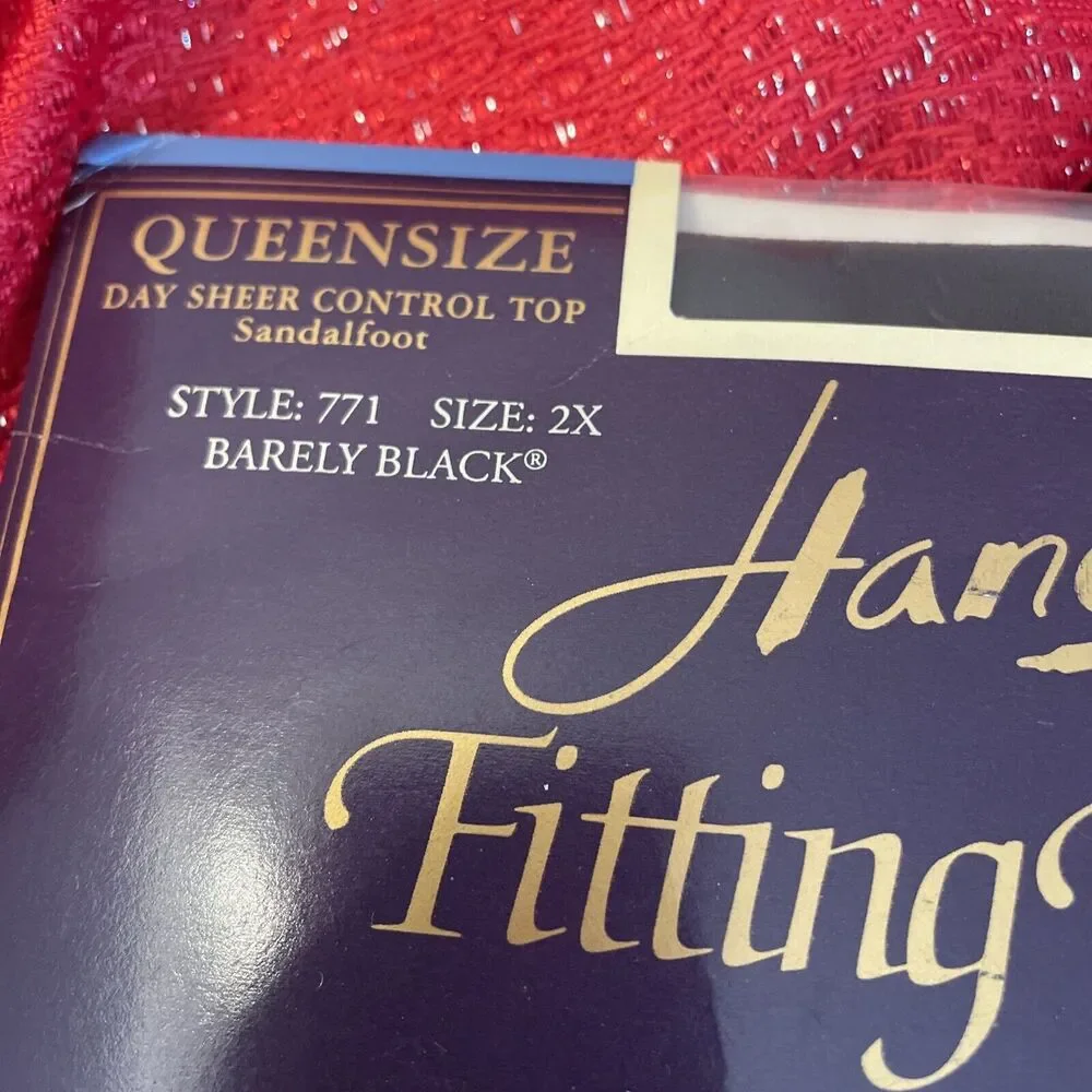 Hanes Fitting Pretty Queen 2X Day Sheer Control Top Barely Black Sandalfoot